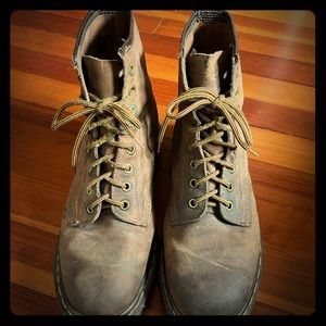 Dr Martens - Air Cushion Sole size 10